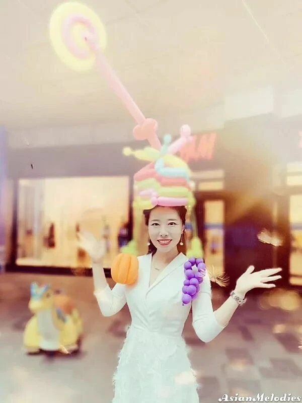 Lina Profile image 3