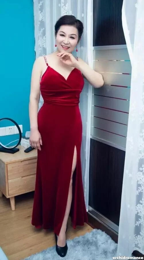 Chunling Profile image 1