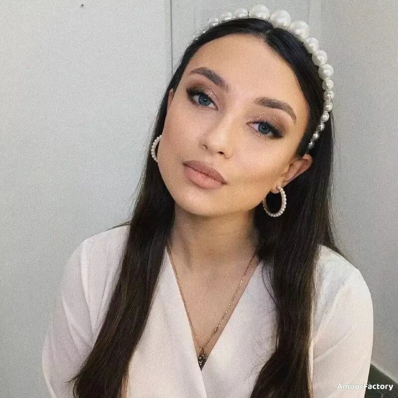 Oksana Profile image 4