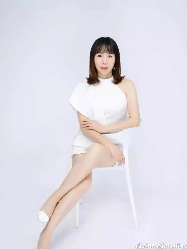 Cathy Profile image 1