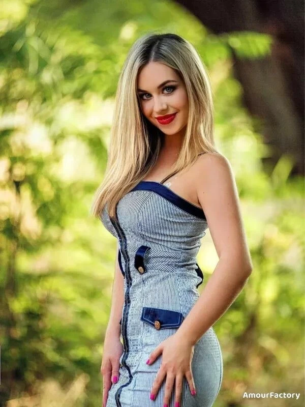 Inna Profile image 2