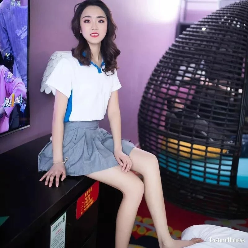 Rongfen Profile image 2