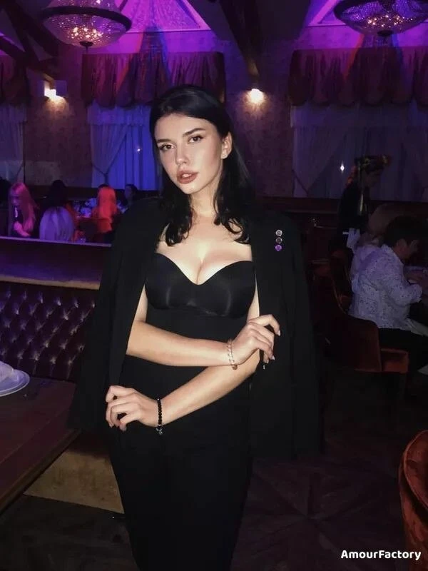 Evgeniya Profile image 3