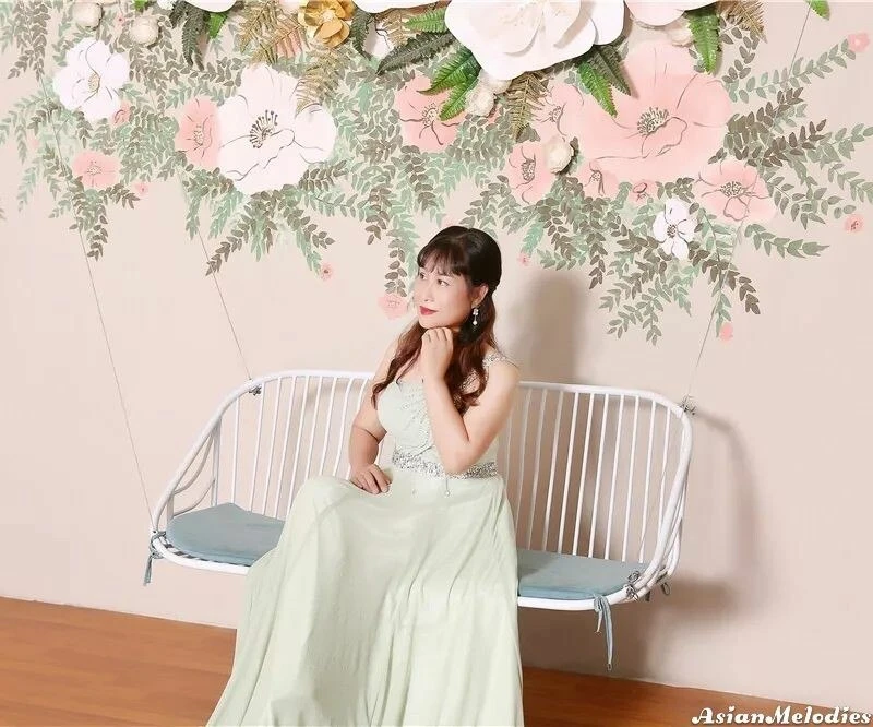 NieLe Profile image 2