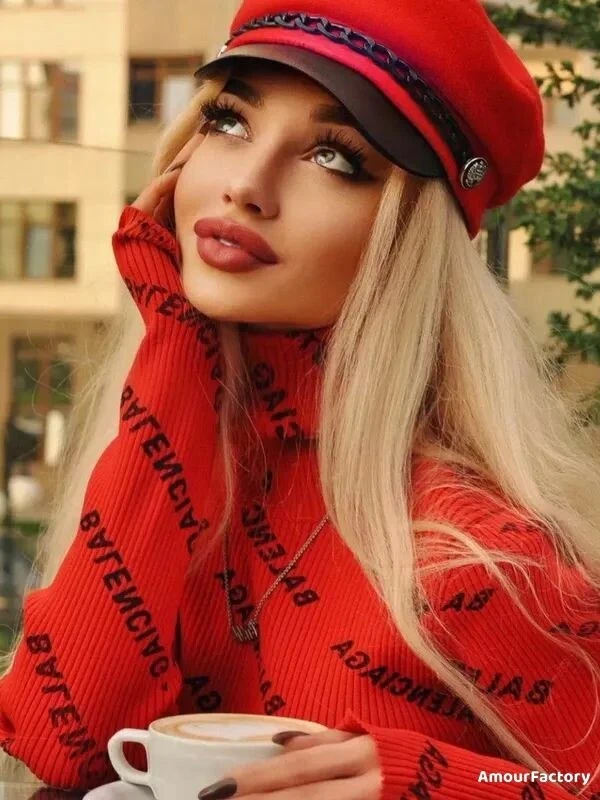 Marianna Profile image 3