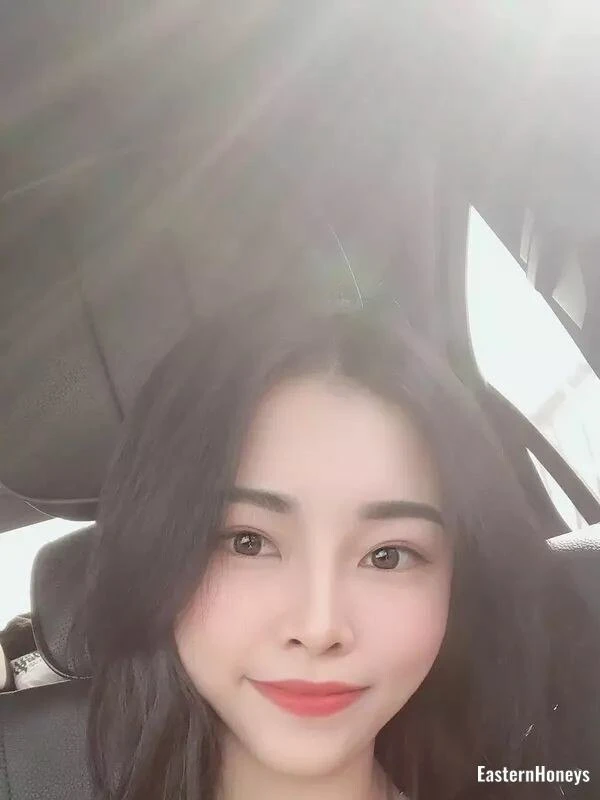 Huaying Zhang Profile image 4