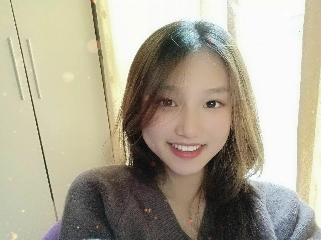 Chenhuilin Profile image 3