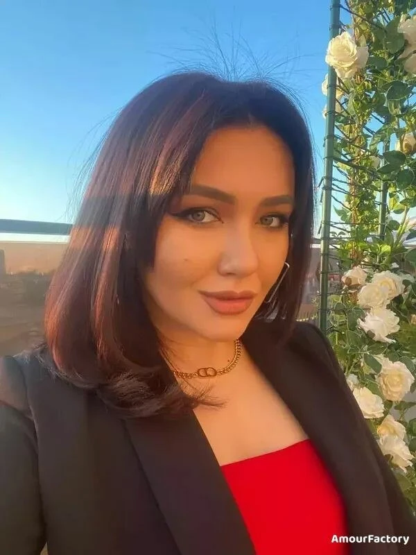 Narisa Profile image 3