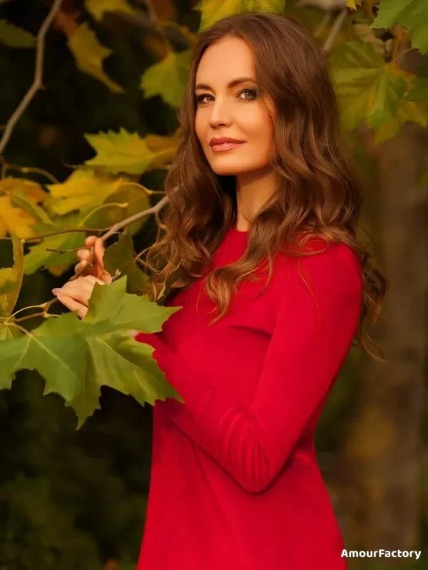 Anzhelika Profile image 4