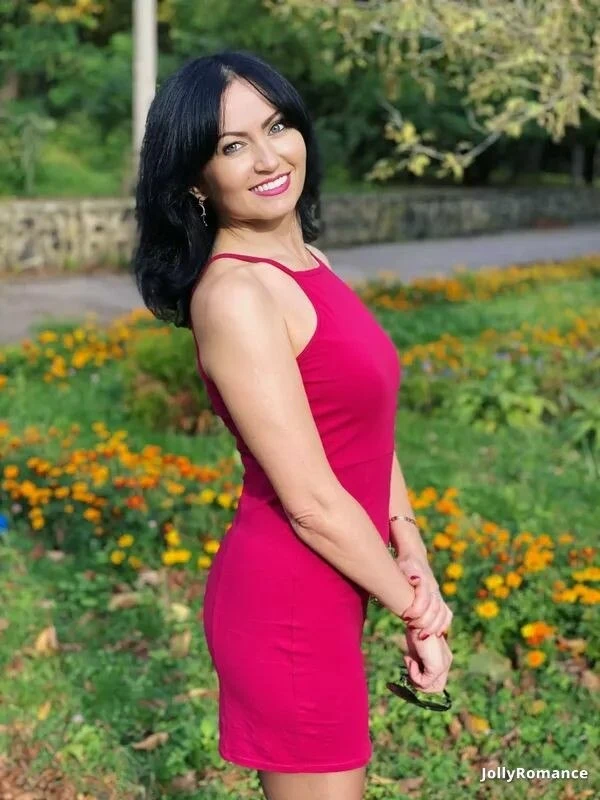 Veronika Profile image 1