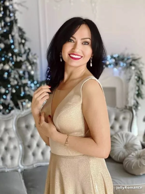 Veronika Profile image 2