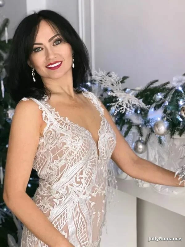 Veronika Profile image 3