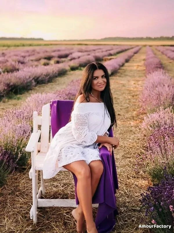 Maryna Profile image 3