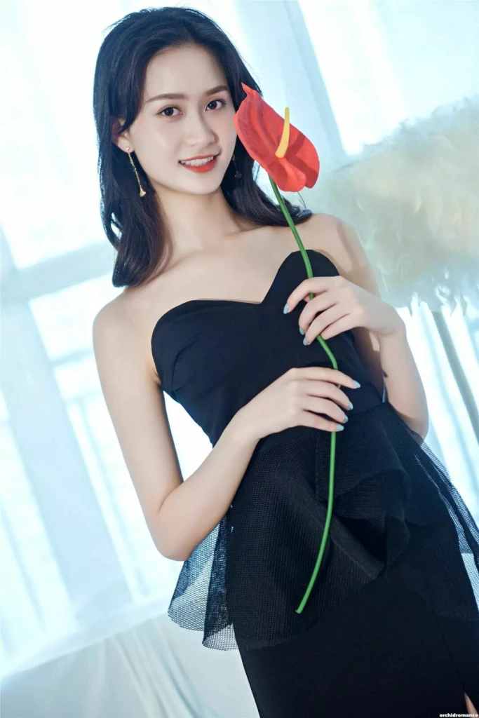 Camilla Profile image 1