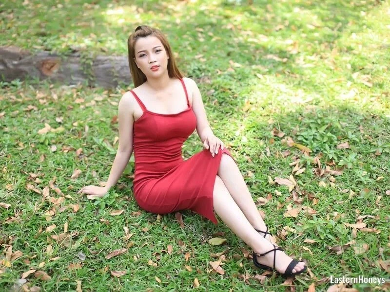 Hellen Profile image 3